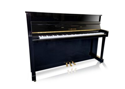 Klavier Yamaha B2 2020